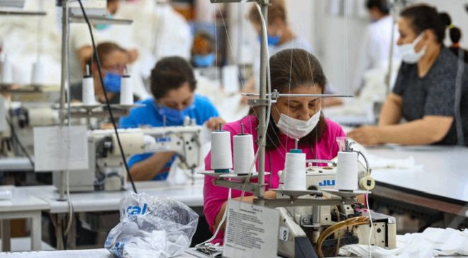 Mühendis Çiftin Kurduğu Tekstil Firması: 60’a Yakın Ülkeye İhracat Yapıyor!