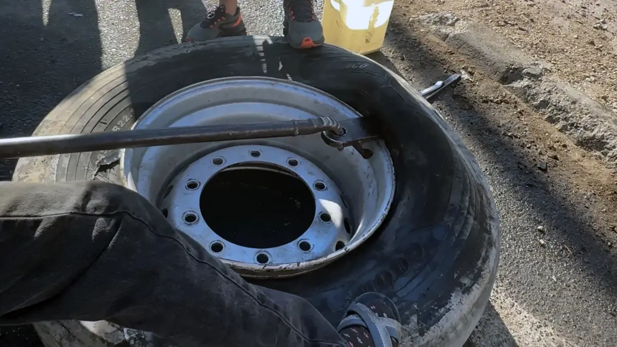 Adana’da Uyuşturucu Operasyonu: 53 Kilo Esrar Ele Geçirildi