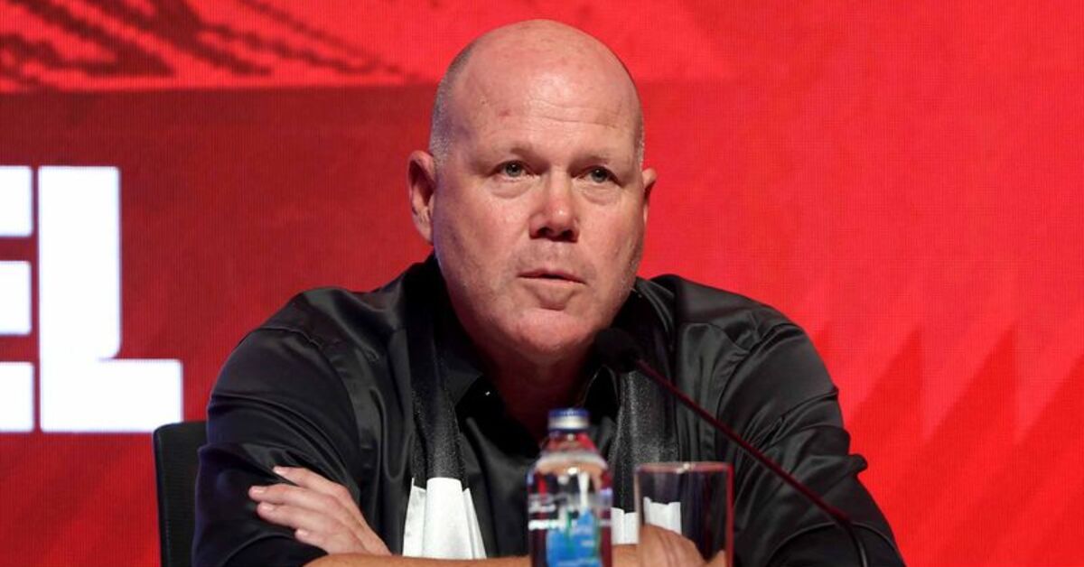 Brad Friedel: Beşiktaş yönetimine ocak ayı için 75 tane futbolcu raporu gönderdim