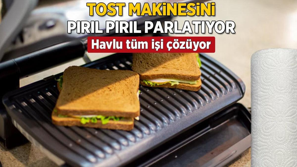Tek başına tost makinesini bal dök yala yapıyor! 5 dakikada iş bitiren kağıt havlu